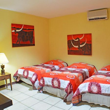 Hotel Plaza Cosiguina Chinandega Eksteriør billede