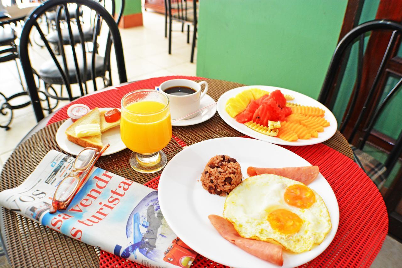Hotel Plaza Cosiguina Chinandega Eksteriør billede