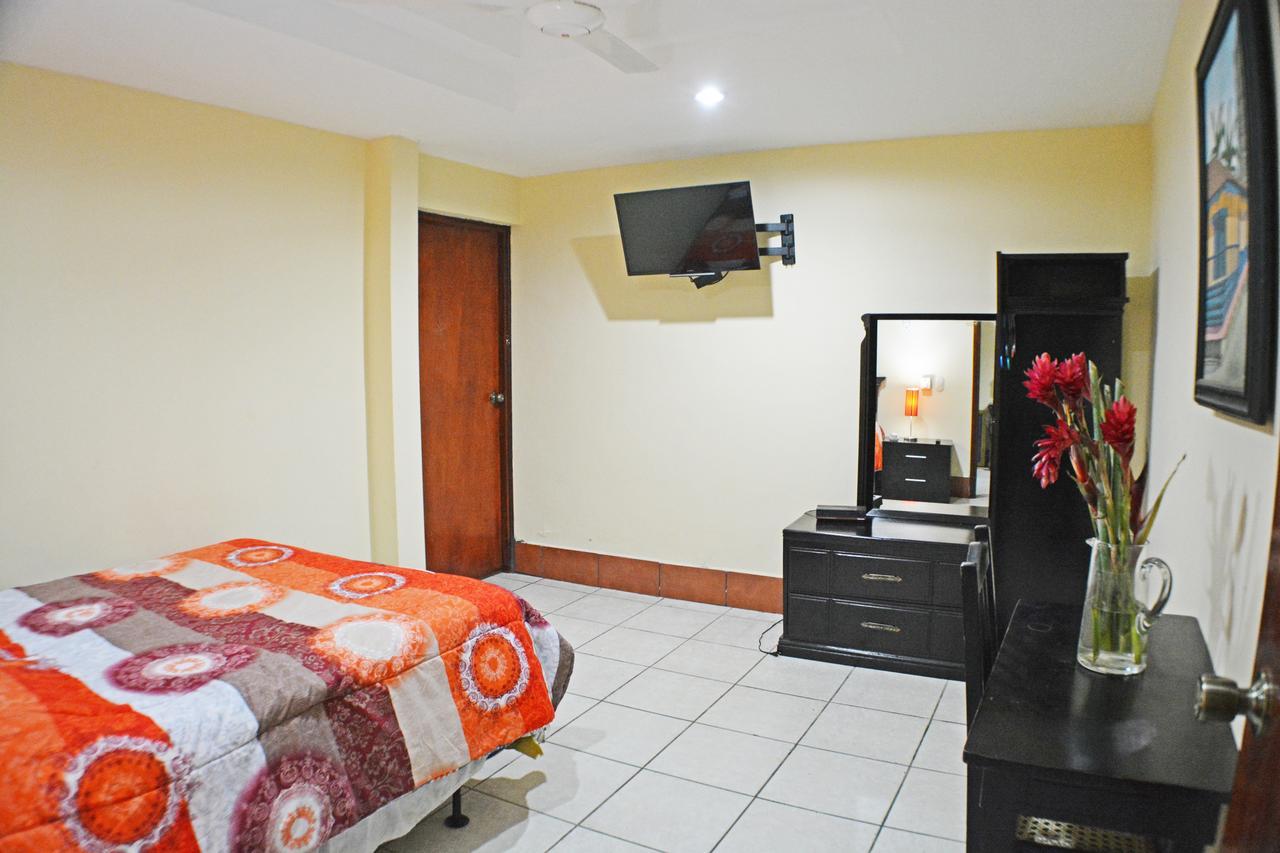 Hotel Plaza Cosiguina Chinandega Eksteriør billede